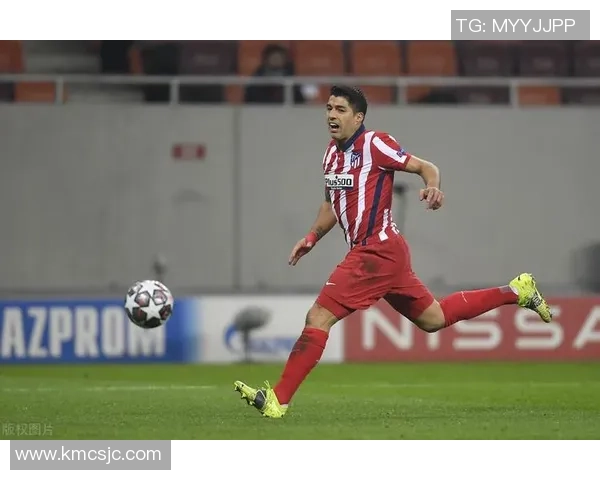 迪拜纳斯尔迎战大不里士拖拉机强强对决引发球迷热议与期待